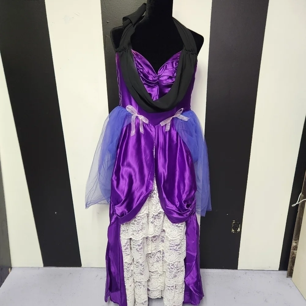 1960's vintage Gothic Victorian gown - Picture 7 of 12